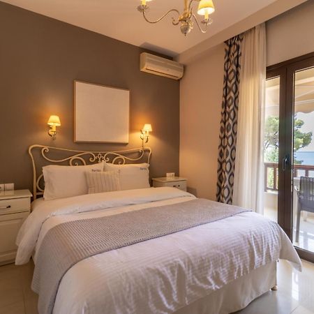 Kassandrinos Apartments Apostolos Никити Екстериор снимка