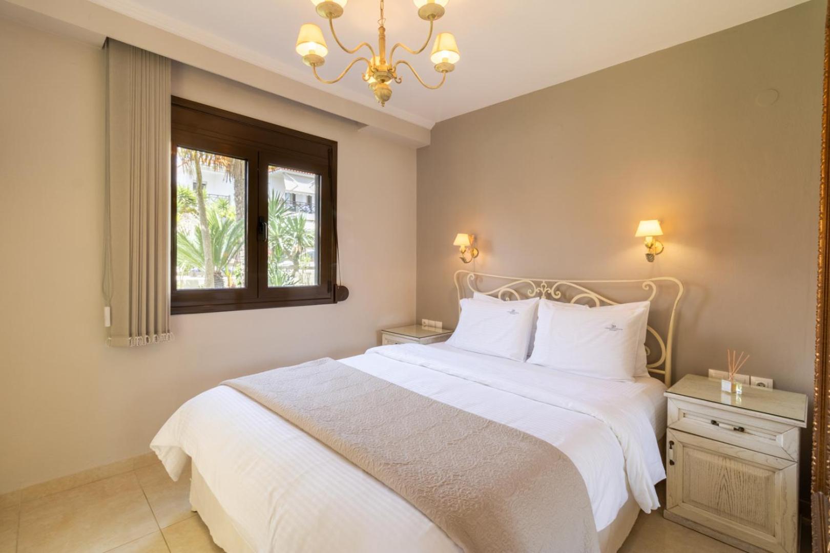 Kassandrinos Apartments Apostolos Никити Екстериор снимка