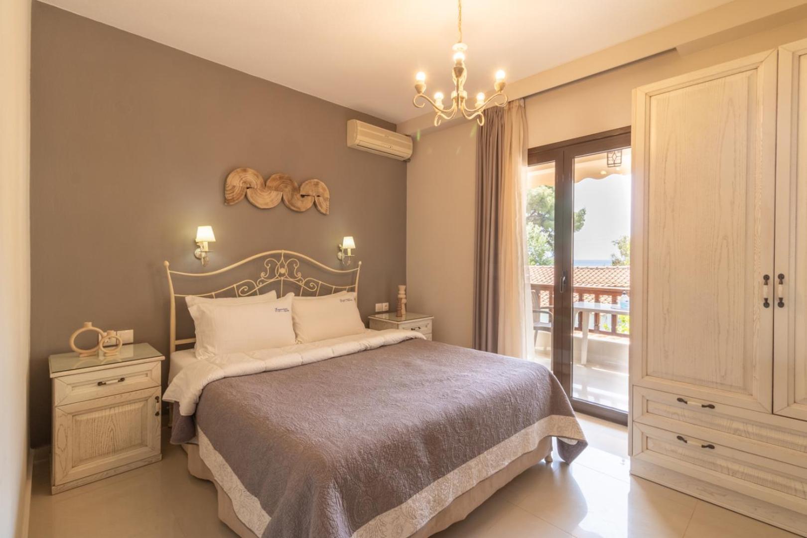 Kassandrinos Apartments Apostolos Никити Екстериор снимка