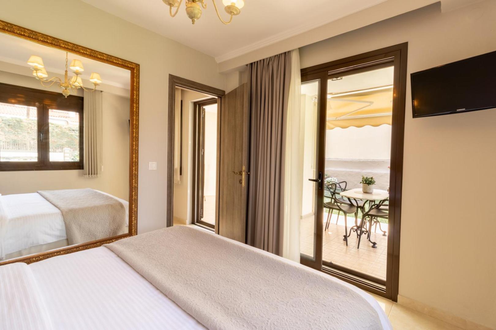 Kassandrinos Apartments Apostolos Никити Екстериор снимка