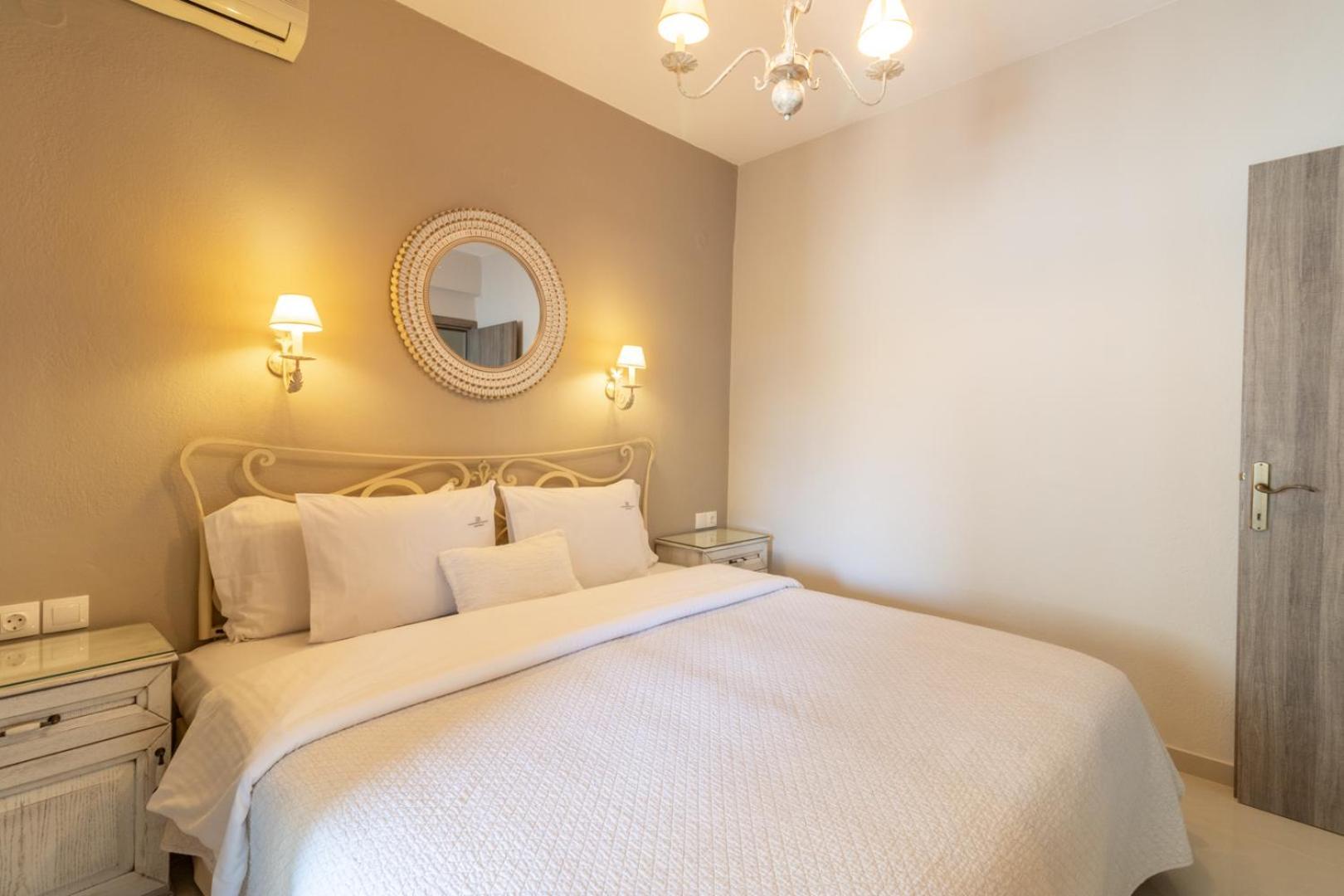 Kassandrinos Apartments Apostolos Никити Екстериор снимка