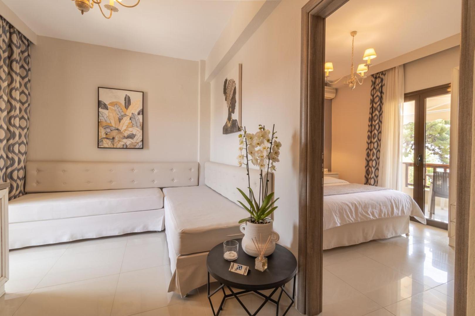 Kassandrinos Apartments Apostolos Никити Екстериор снимка