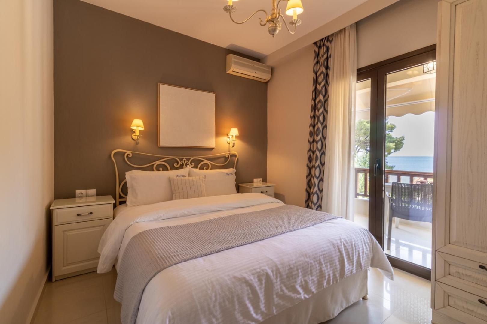 Kassandrinos Apartments Apostolos Никити Екстериор снимка